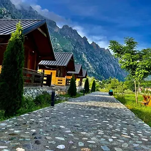 Villa Center Park Valbona Valley, Bajram Curr