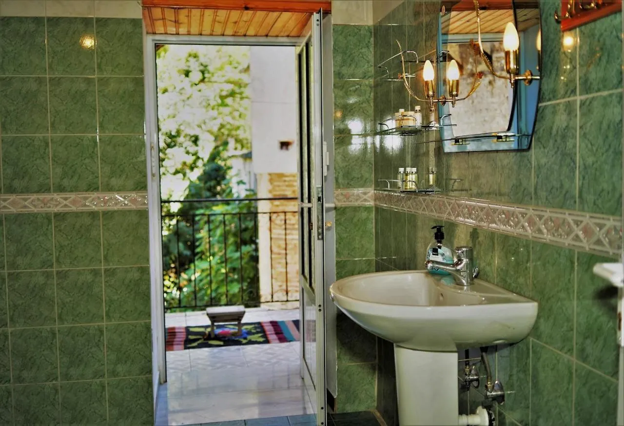 Villa 1800'S Gjirokastër 0*,